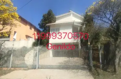 Casa com piscina 5 quartos sendo 1 uma master, 6 vagas, sauna, jardim, aceita pet churrasqueira fl55