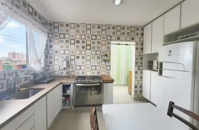 Casa em condomínio fechado com 2 quartos para alugar na Rua Carlos Chambelland, 888, Jardim Santos Dumont, São Paulo