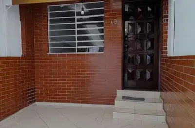 Casa com 2 quartos para alugar na Travessa Armando Pedro Guglielmelli, 200, Vila São Francisco, São Paulo