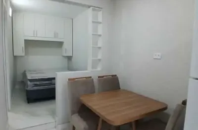 Casa em condomínio fechado com 1 quarto para alugar na Rua Nitemar Vasconcelos, 137, Jardim Bonfiglioli, São Paulo