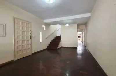 Sobrado à venda no jardim américa, 03 dormitórios (01 suíte), 02 vagas. ref.: fl19