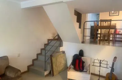 Imperdível linda sobrado em condomínio 3 dorms suite 2 vagas