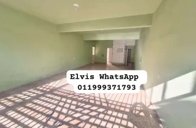 Casa em condomínio fechado com 3 quartos para alugar na Rua Linda Abud Siufi, 35, Jardim Nelly, São Paulo
