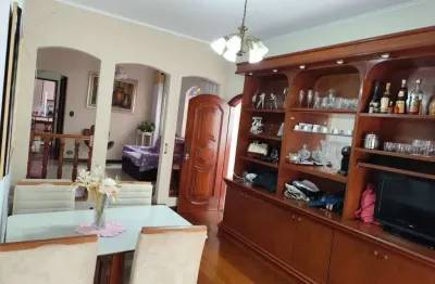 Sobrado em condomínio ? vista para bosque | 3 dorms | edícula | r830.000