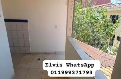 Casa em condomínio fechado com 3 quartos para alugar na Rua Garcia Lorca, Jardim Trussardi, São Paulo