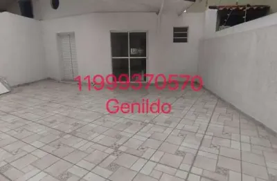 Casa terreá com 3 quartos, 1 suite, 2 vagas, sala cozinha, quintal , salão, próximo do metro,  fl55