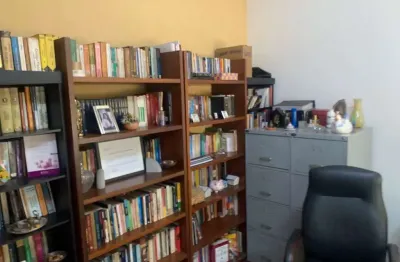 Imperdivel !!!casa totalmente terra excelente localização 3 d 2 vagas