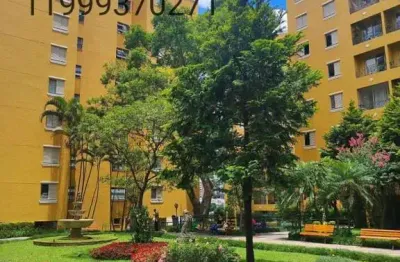 Aprt bem localizado de comércios , conduções e próximo do metrô Butantã