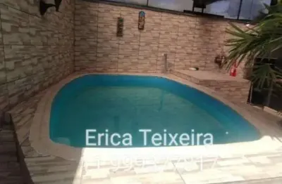 Casa em condomínio fechado com 3 quartos para alugar na Rua Salatiel de Campos, 433, Jaguaré, São Paulo