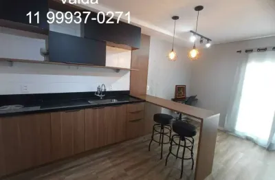 Lindo apartamento para alugar. Ótima localização, próximo de comércios e transporte público.