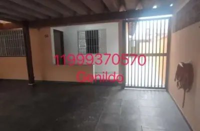 Casa térrea com 3 quartos sendo 1 suite, 2 vagas , sala, quintal , quintal compartilhado FL55