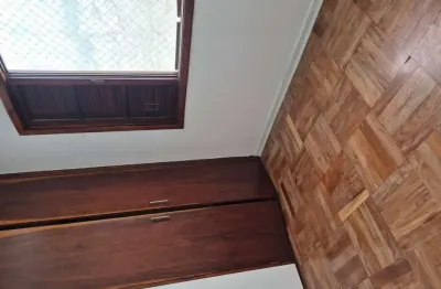 ALUGA Sobrado Amplo, Elegante e Funcional com Edícula ? Ideal para Sua Família!