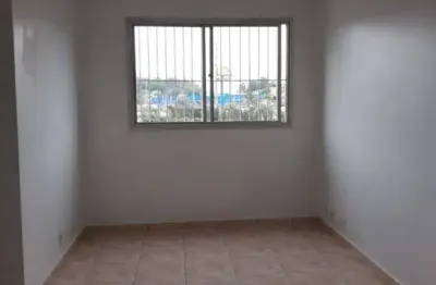Apartamento para alugar com 2 quartos no centro do Taboão FL05