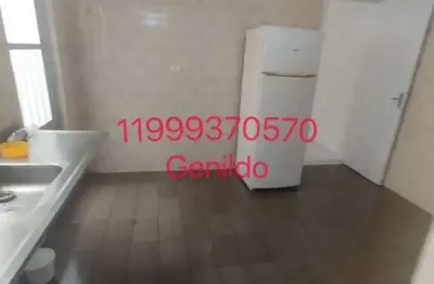 Casa com 1 quarto grande, sala , cozinha  , 2 banheiros, 1 vaga, quintal compartilhado FL55