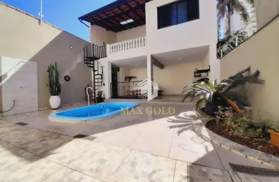 Casa com 3 dormitórios à venda, 450 m² por r$ 1.000.000,00 - centro - taubaté/sp
