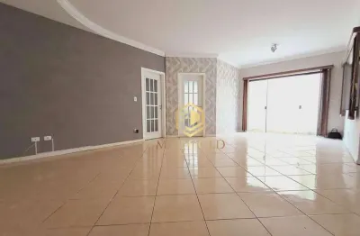 Casa com 3 dormitórios para alugar, 280 m² por R$ 4.408,00/mês - Jardim das Nações - Taubaté/SP