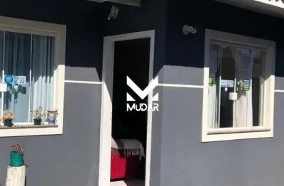 Casa com 3 quartos à venda na Rua Maria de Lourdes Valgas, Uvaranas, Ponta Grossa