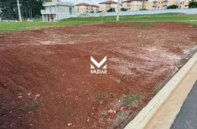 Terreno à venda na Rua Valério Ronchi, Uvaranas, Ponta Grossa