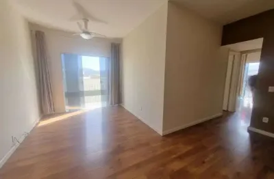 Ótimo apto c sala ampla 2qts(suíte) deps 3bhs piso novo cozinha planejada linda vista livre lazer