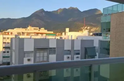 Em prédio acabamento de alto padrão lindo 3qts (suíte) varandão vista indevassada armários lazer