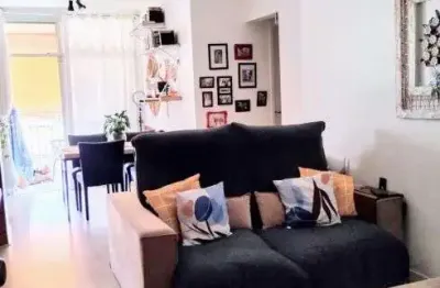 Junto farto comércio colégios condução excelente 2quartos varanda armários 2bhs 1vg lazer completo