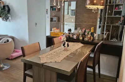 Magnifico 2qts (1suite) varanda s manhã andar alto ricamente planejado e decorado c bom gosto fato lazer junto à colégios comércio e condução