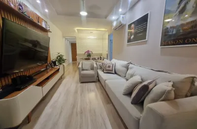 Lindo 3 qts completamente reformado com qualidade e bom gosto 2 vagas marcadas e cobertas infra de lazer completa incluindo quadra