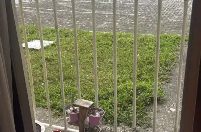 Apartamento com 2 quartos à venda na Estrada João de Abreu, 200, Monjolos, São Gonçalo