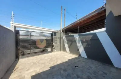 Ótima casa localizado no bairro dos golfinhos, em caraguatatuba.