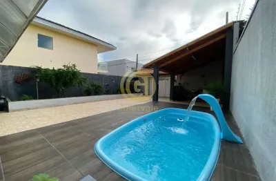 Sobrado com piscina à venda no bairro villa branca em jacareí/sp