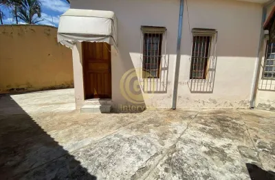 Casa com 4 quartos à venda na Avenida Azênio de Azevedo Chaves, Jardim Santa Maria, Jacareí