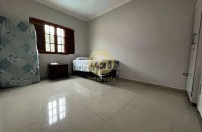 Casa com 3 quartos para alugar na Rua José Alves do Carmo, Jardim Terras de São João, Jacareí