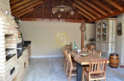 Casa com 3 quartos à venda na Rua Admeleto Gasparini, Freguesia da Escada, Guararema