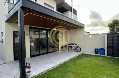 Casa com 4 quartos à venda na Rua Padre Eugênio, Jardim Jacinto, Jacareí