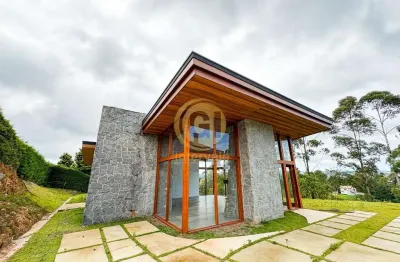 Casa impactante com arquitetura futurista – campos do jordão/sp