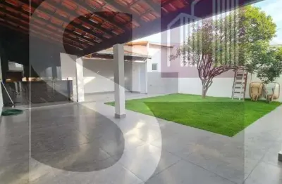 Casa para venda em uberlândia, santa mônica, 4 dormitórios, 1 suíte, 3 banheiros, 4 vagas
