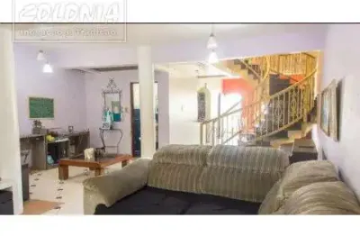 Casa com 3 quartos à venda na Vila Vitória, Santo André 