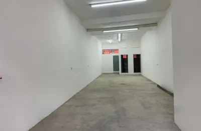 Ponto comercial para alugar no Parque Jaçatuba, Santo André 