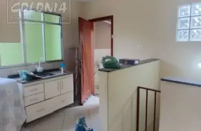 Casa com 2 quartos para alugar na Vila Vitória, Santo André 