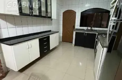Casa com 3 quartos à venda no Jardim Itapoan, Santo André 