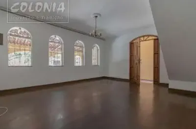 Casa com 3 quartos para alugar na Vila Alto de Santo André, Santo André 