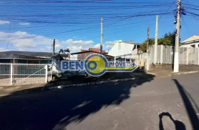 Terreno com 3 casas pronta pra locação ótimo para investidor