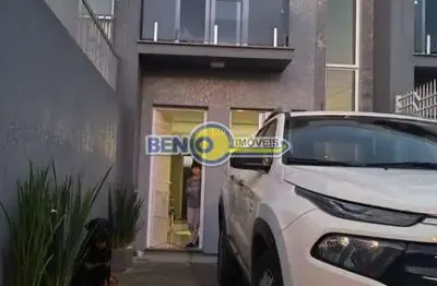 Lindo sobrado a venda  no residencial ibiza em  gravatai - rs