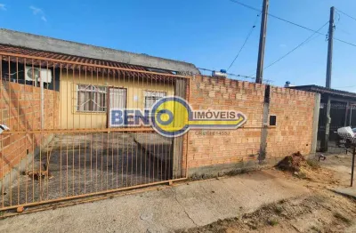 Casa à venda na rua cruzaltense n 40,  no bairro breno garcia em gravataí
