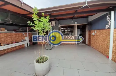 Beno imóveis vende excelente casa no bairro moradas do sobrado