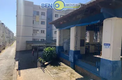 Apartamento com 2 quartos 1 banheiro 1 vaga de garagem em ótima localização
