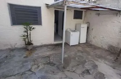 Casa com 1 quarto para alugar no Limão, São Paulo 