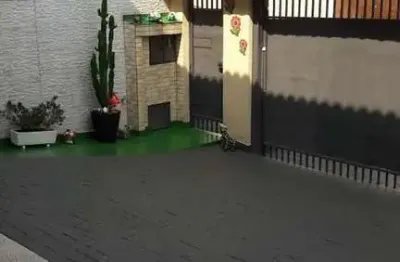 Sobrado a venda no horto florestal 3 dormitórios, 1suíte, 3 vagas, 220m²