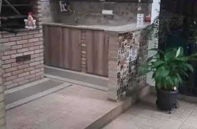 Sobrado a venda no horto florestal 3 dormitórios, 1suíte, 3 vagas, 220m²