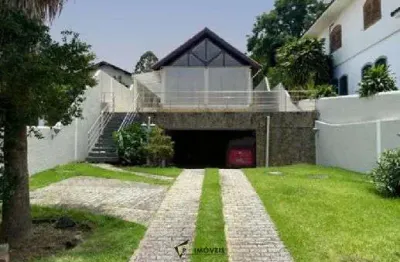 Sobrado a venda no horto florestal, 3 suítes, 3 vagas, piscina, jardim, 500m²